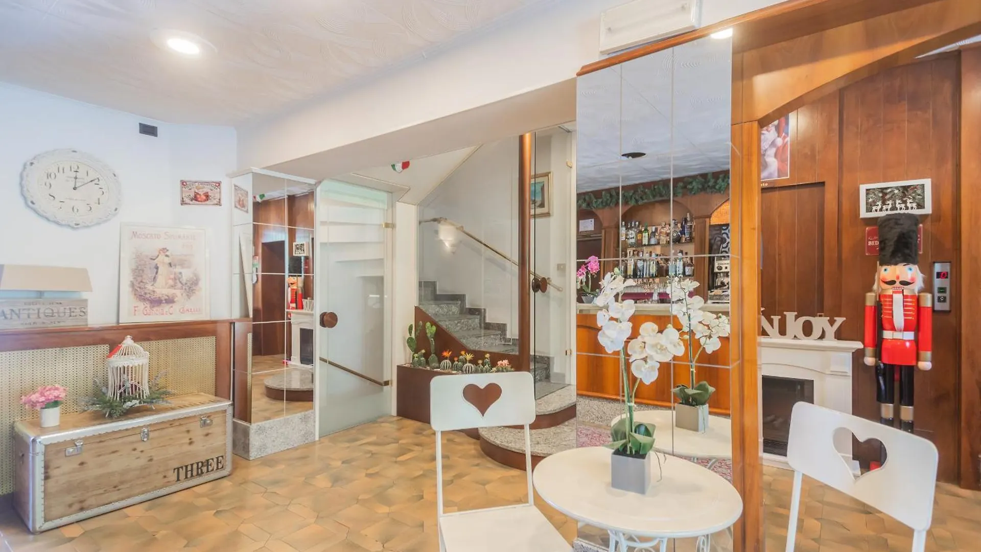 Pet Friendly Hotel Mirabeau Bellagio 3*,
